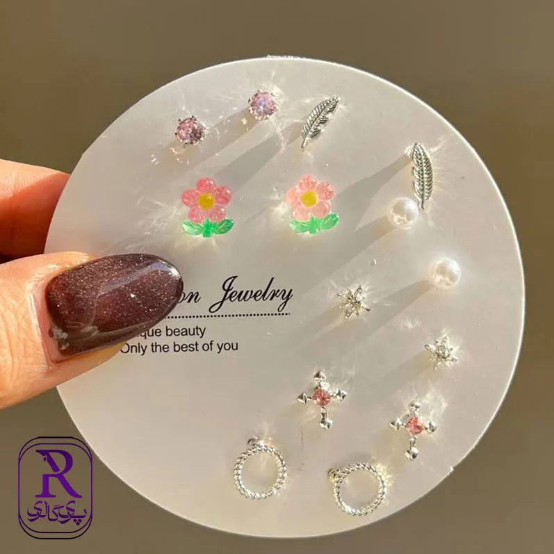 گوشواره پکی هفتایی